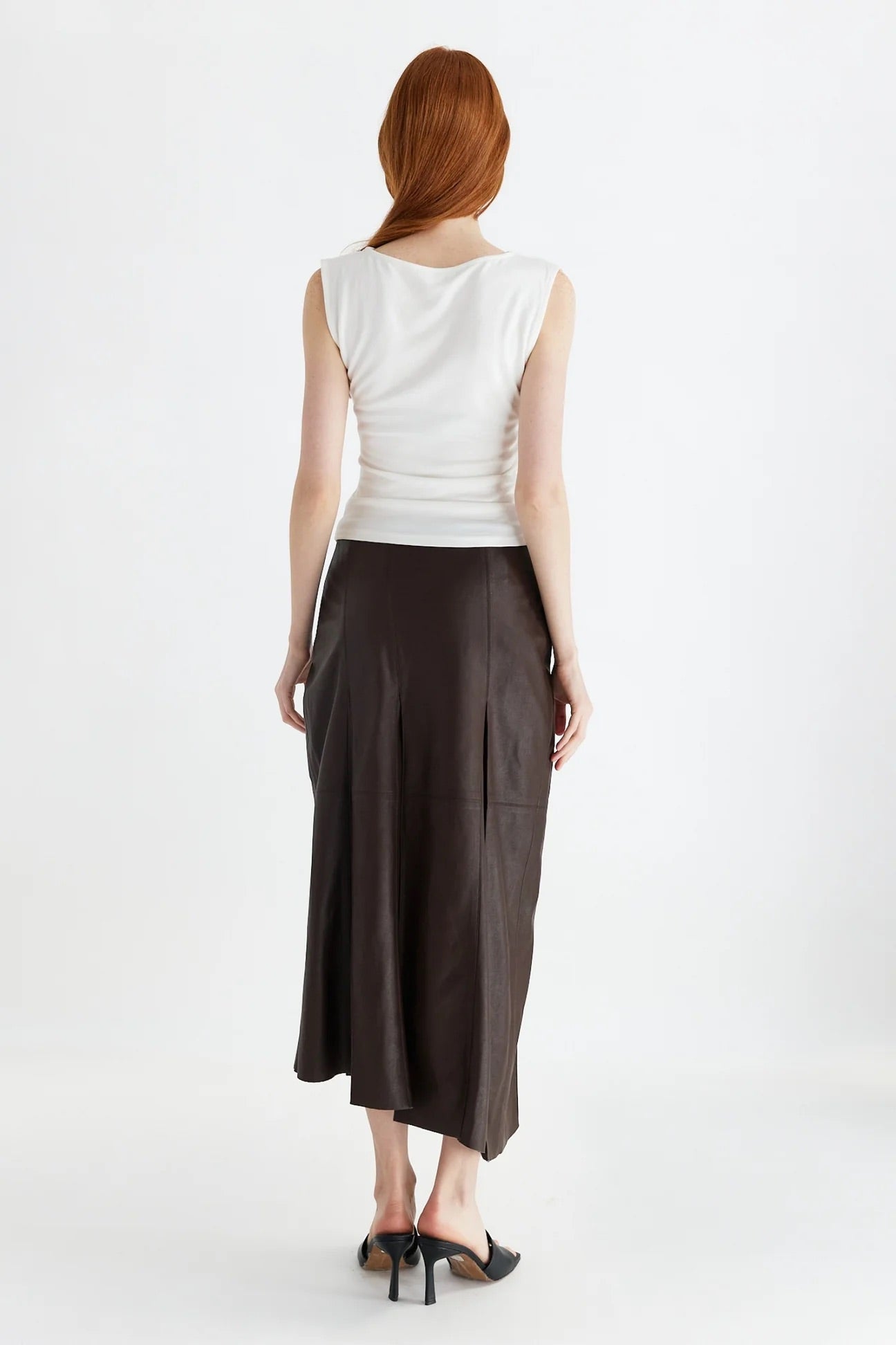 Mod Ref The Deona Skirt in Brown