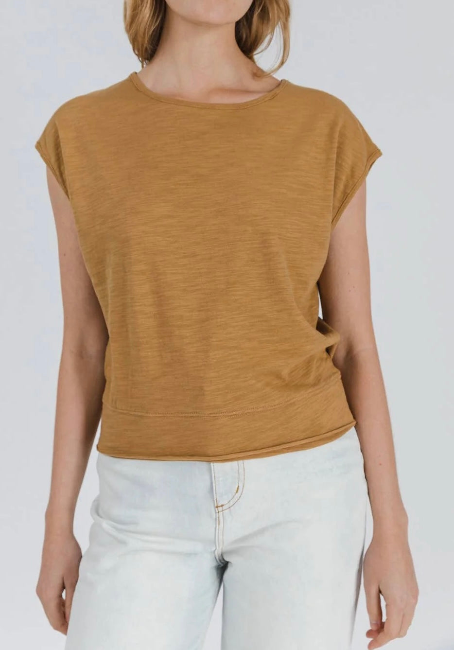 Mod Ref The Noa Top in Taupe